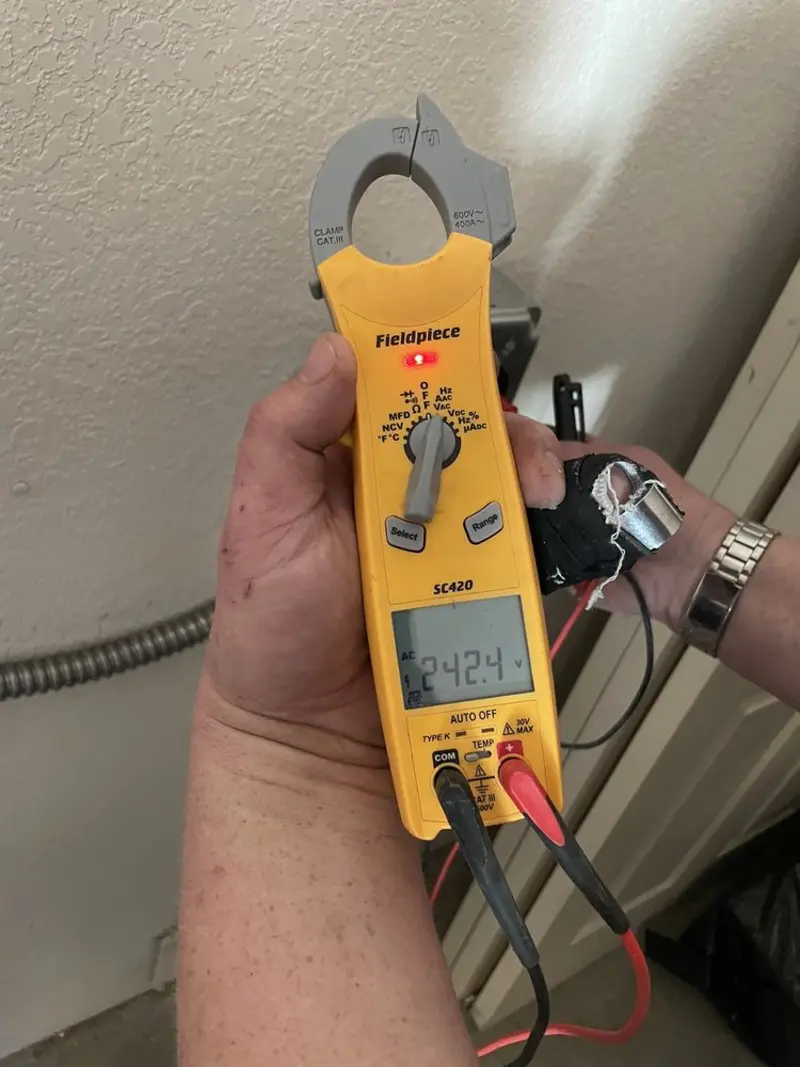 Voltage testing with clamp meter during Generator Installation in Rowley
